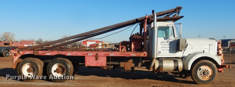 image for item DG8395 1972 Kenworth W924  winch truck