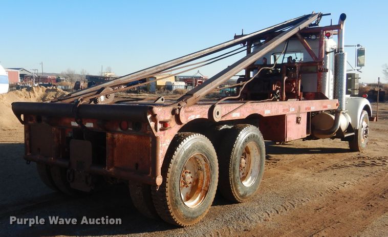 image for item DG8395 1972 Kenworth W924  winch truck