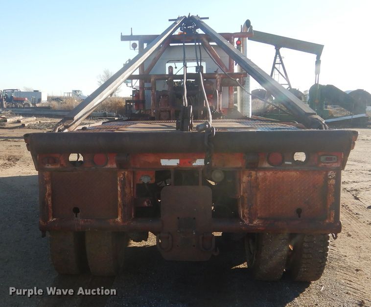 image for item DG8395 1972 Kenworth W924  winch truck