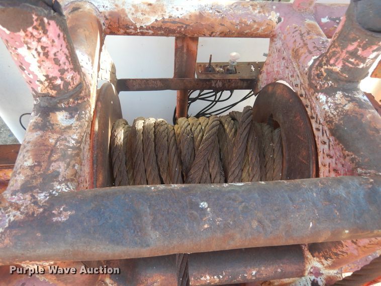 image for item DG8395 1972 Kenworth W924  winch truck