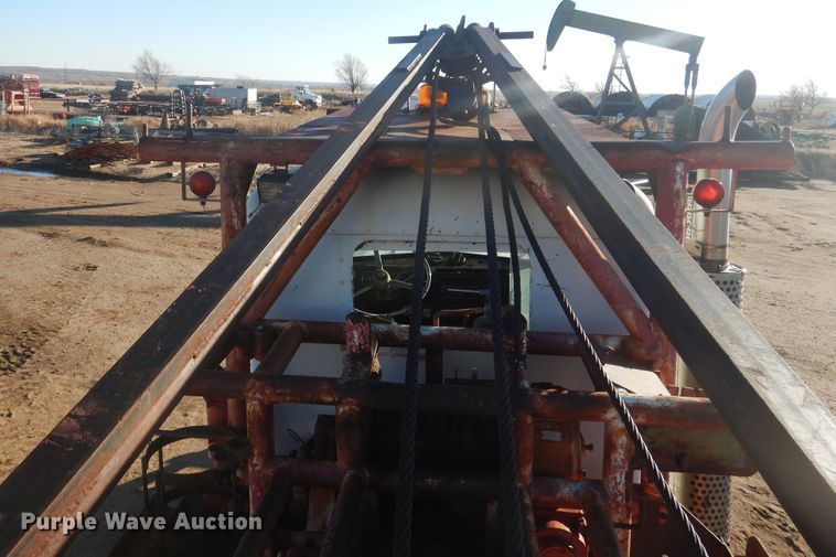 image for item DG8395 1972 Kenworth W924  winch truck