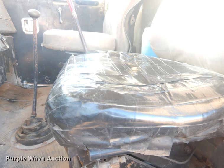 image for item DG8395 1972 Kenworth W924  winch truck