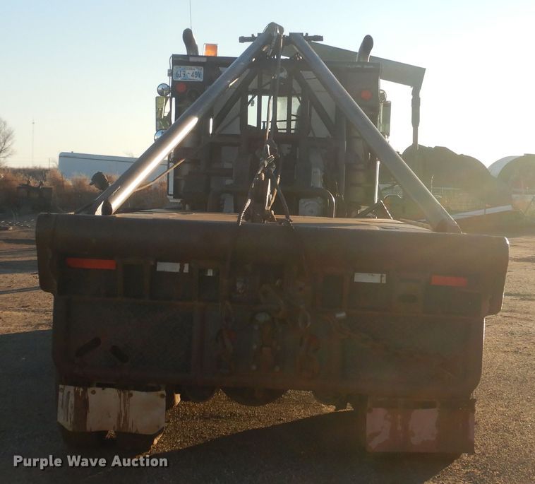 image for item DG8396 1981 Kenworth  winch truck