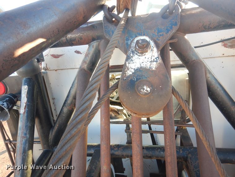 image for item DG8396 1981 Kenworth  winch truck