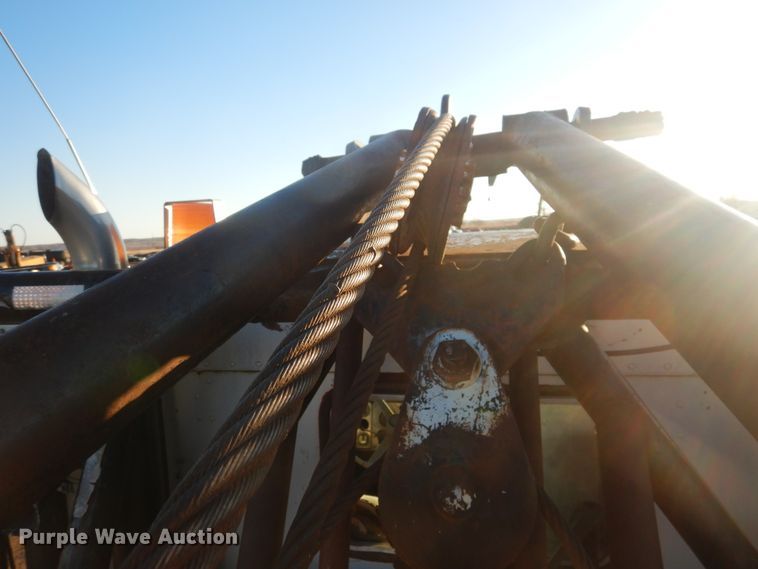 image for item DG8396 1981 Kenworth  winch truck