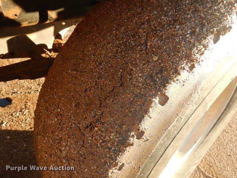 image for item DG8396 1981 Kenworth  winch truck