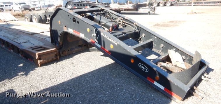 image for item DH0966 2002 Etnyre Blackhawk lowboy equipment trailer