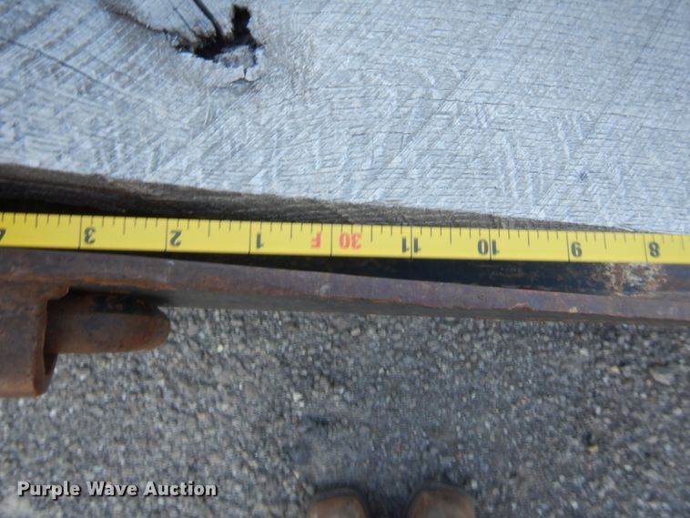 image for item DH0966 2002 Etnyre Blackhawk lowboy equipment trailer
