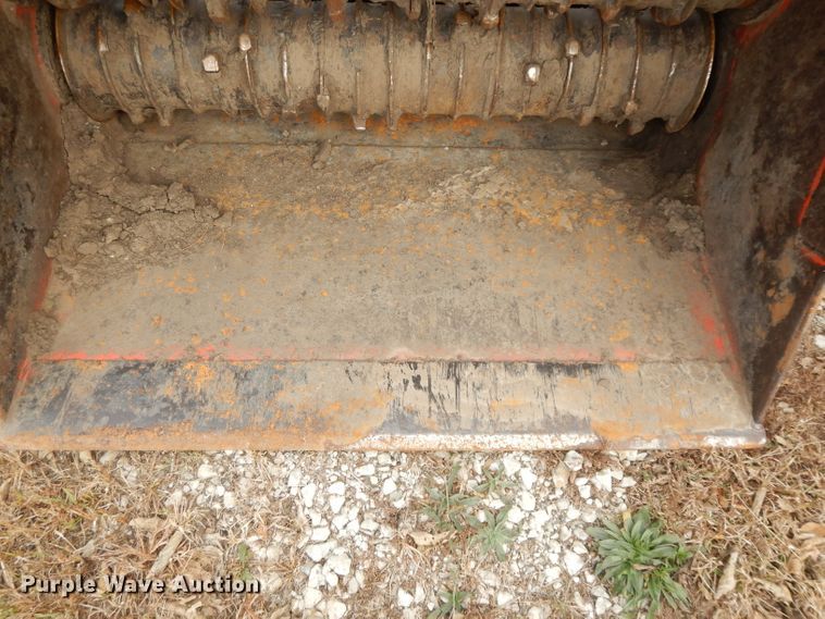 image for item DH3497 2003 Allu SML2-12 skid steer screener pulverizer