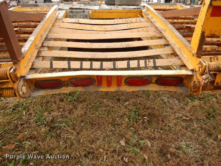 image for item DH3498 1988 Czen CZ20 equipment trailer