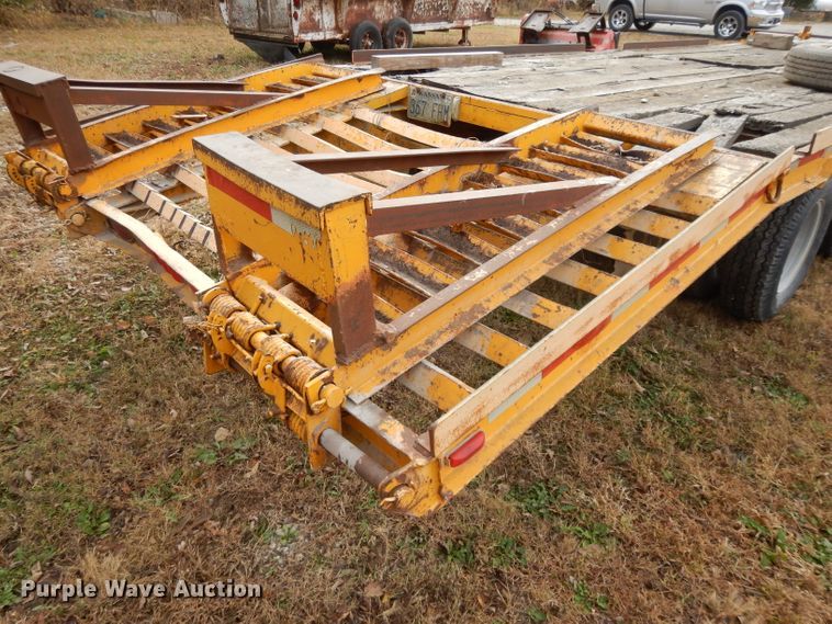 image for item DH3498 1988 Czen CZ20 equipment trailer