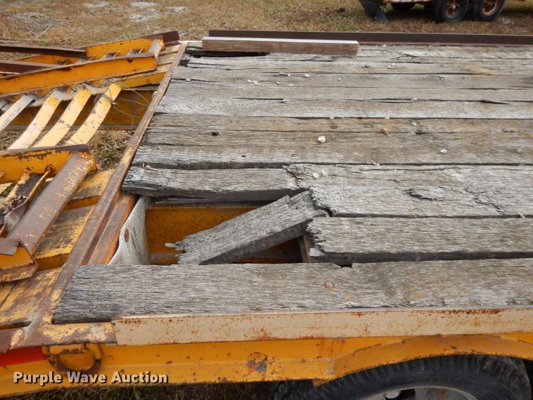 image for item DH3498 1988 Czen CZ20 equipment trailer