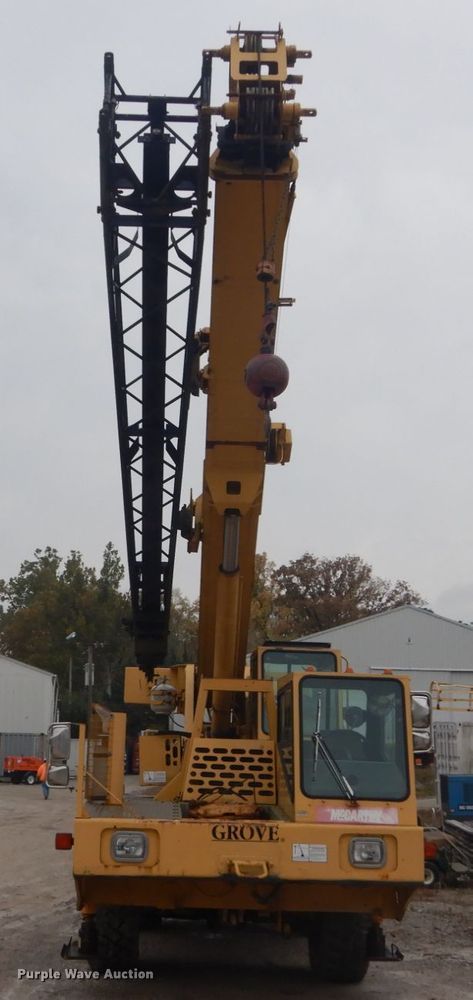image for item DH5243 1992 Grove AT422  truck crane