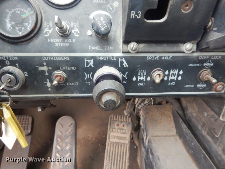 image for item DH5243 1992 Grove AT422  truck crane