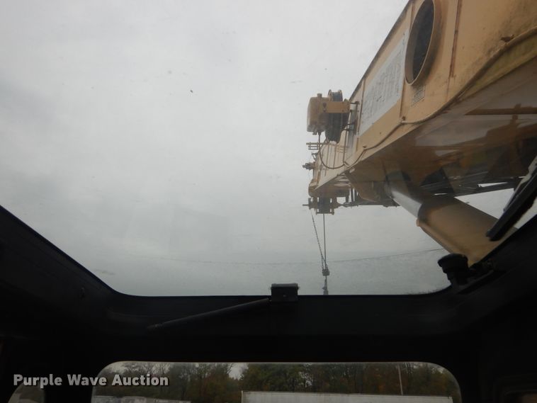 image for item DH5243 1992 Grove AT422  truck crane