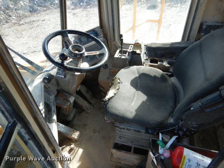 image for item DI1060 1994 Caterpillar 980F  wheel loader