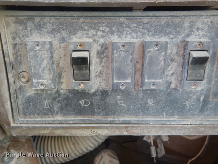 image for item DI1060 1994 Caterpillar 980F  wheel loader