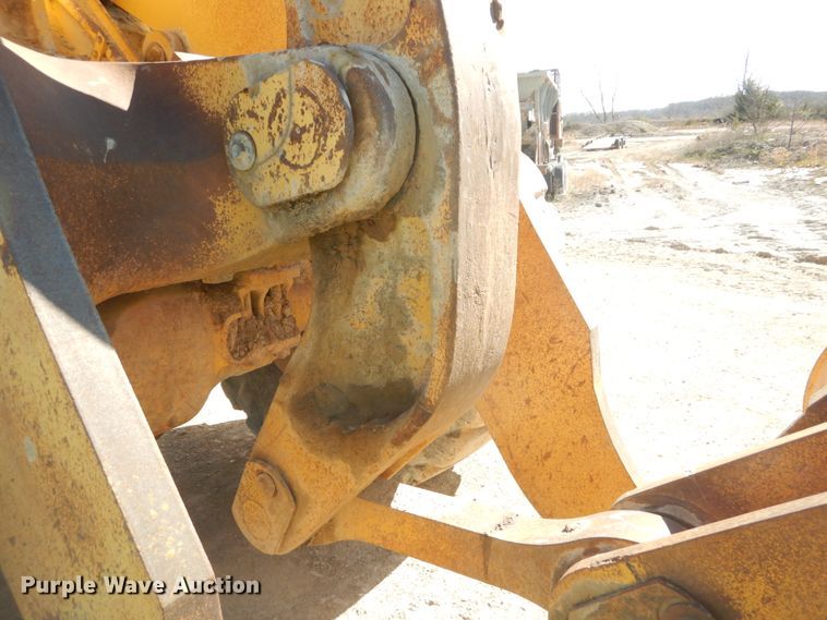image for item DI1061 1999 Komatsu WA500-3L  wheel loader