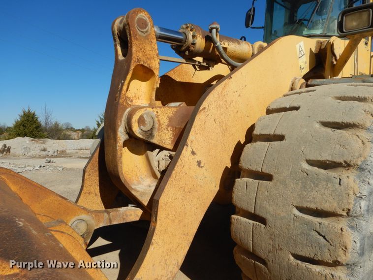 image for item DI1061 1999 Komatsu WA500-3L  wheel loader