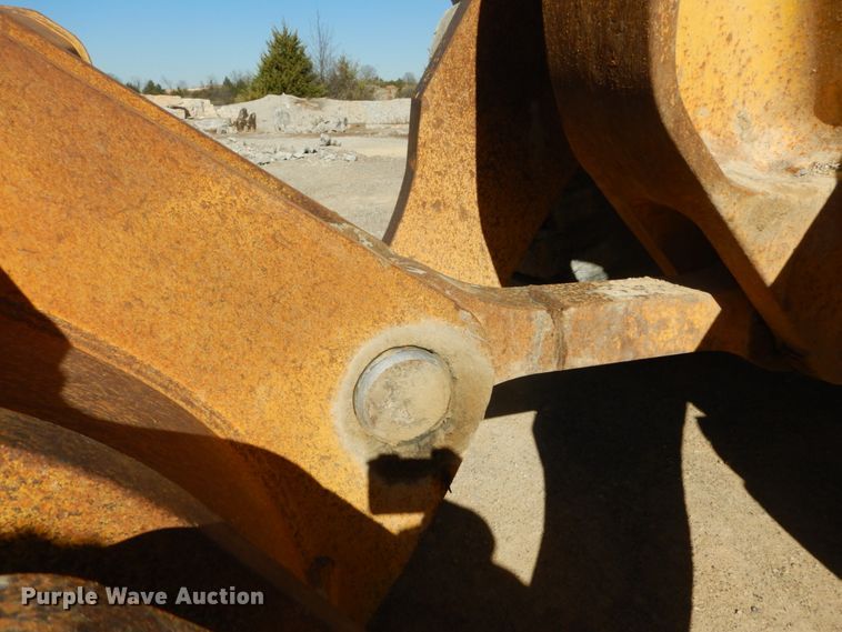 image for item DI1061 1999 Komatsu WA500-3L  wheel loader