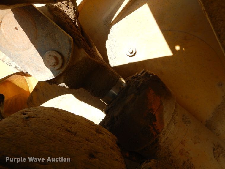 image for item DI1061 1999 Komatsu WA500-3L  wheel loader