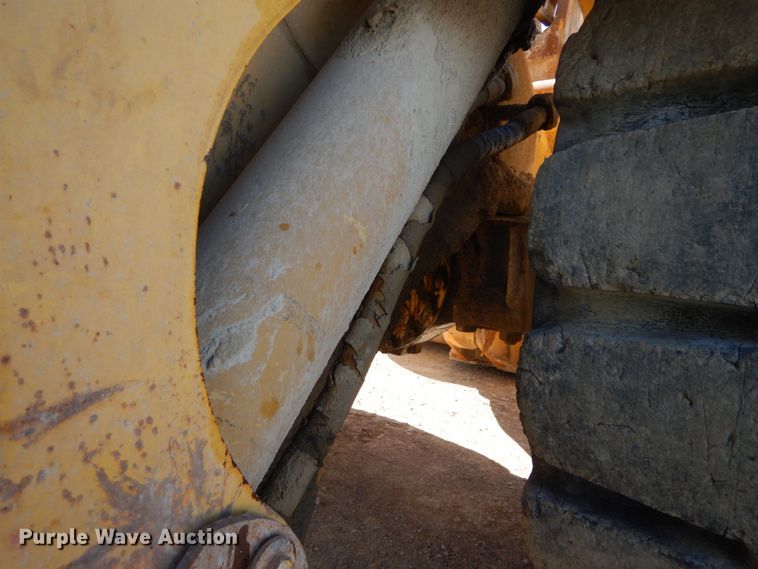 image for item DI1061 1999 Komatsu WA500-3L  wheel loader