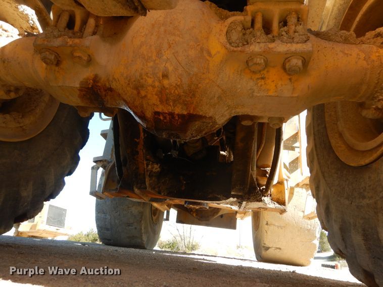 image for item DI1061 1999 Komatsu WA500-3L  wheel loader