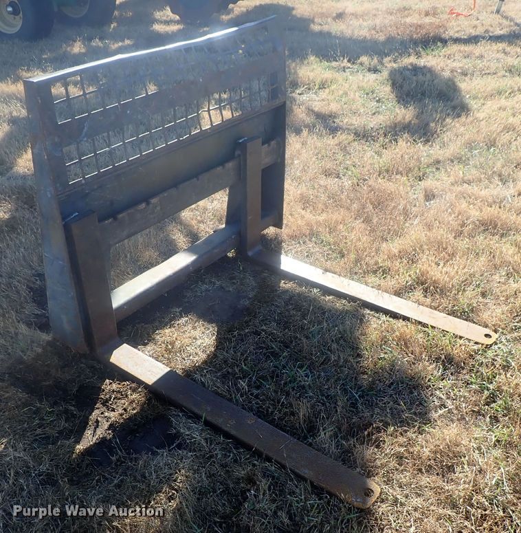 image for item DI7310 1996 Bobcat 751  skid steer loader