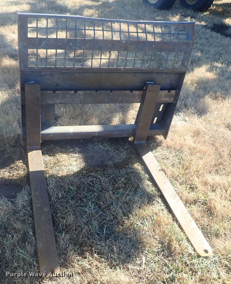 image for item DI7310 1996 Bobcat 751  skid steer loader