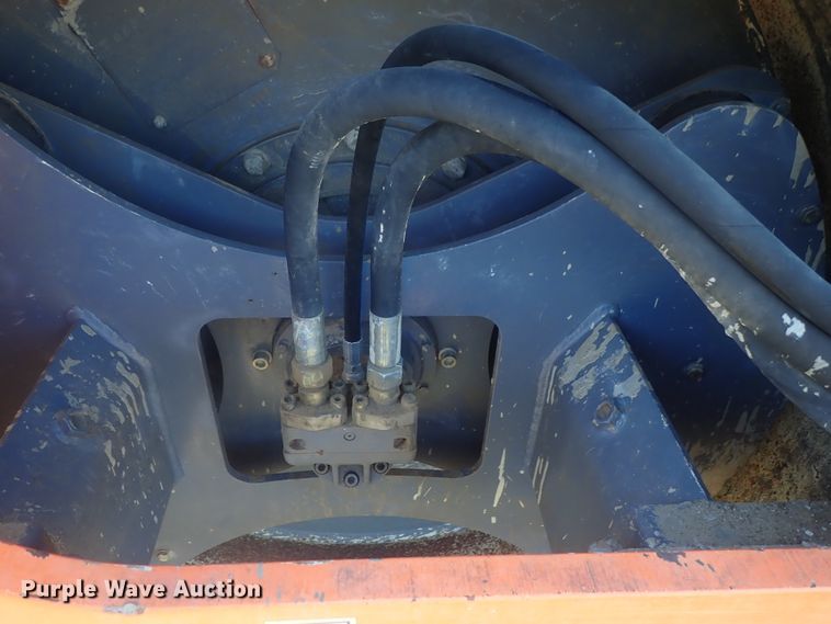 image for item DI7353 2008 Hamm 3412  vibratory single drum roller