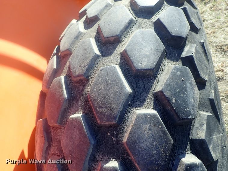 image for item DI7353 2008 Hamm 3412  vibratory single drum roller