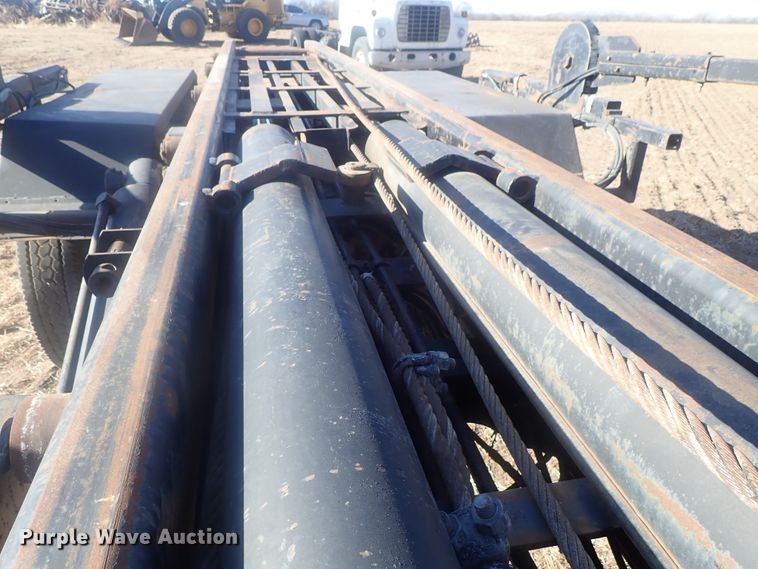 image for item DI7354 2003 Mack CV713  roll-off container truck