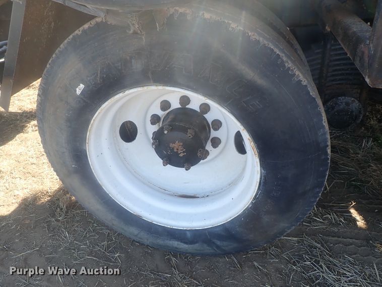 image for item DI7354 2003 Mack CV713  roll-off container truck