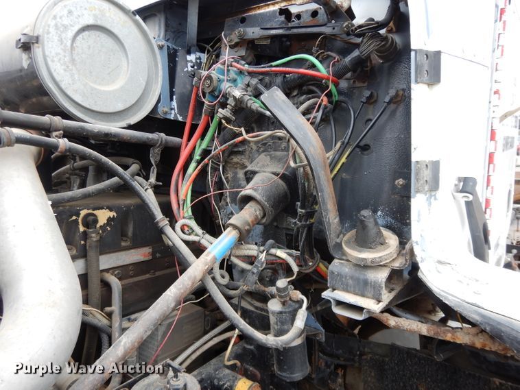 image for item DI8008 1993 Freightliner FLD  roll-off container truck