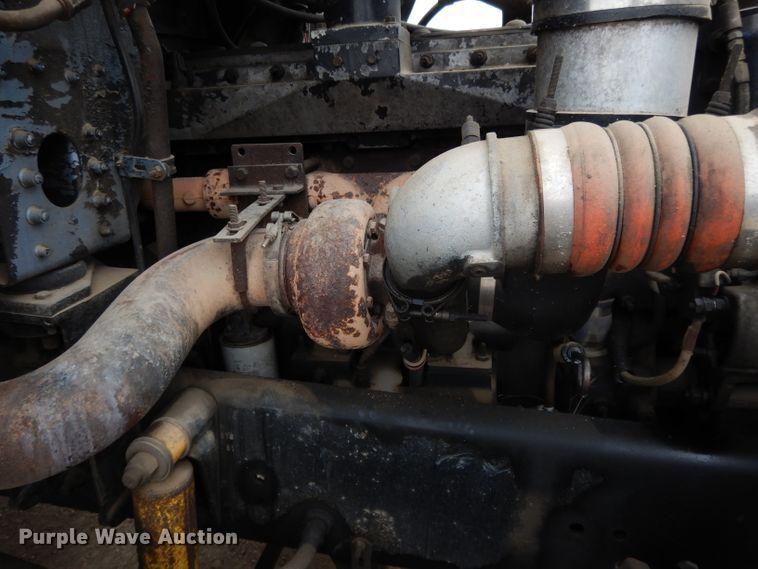 image for item DI8008 1993 Freightliner FLD  roll-off container truck