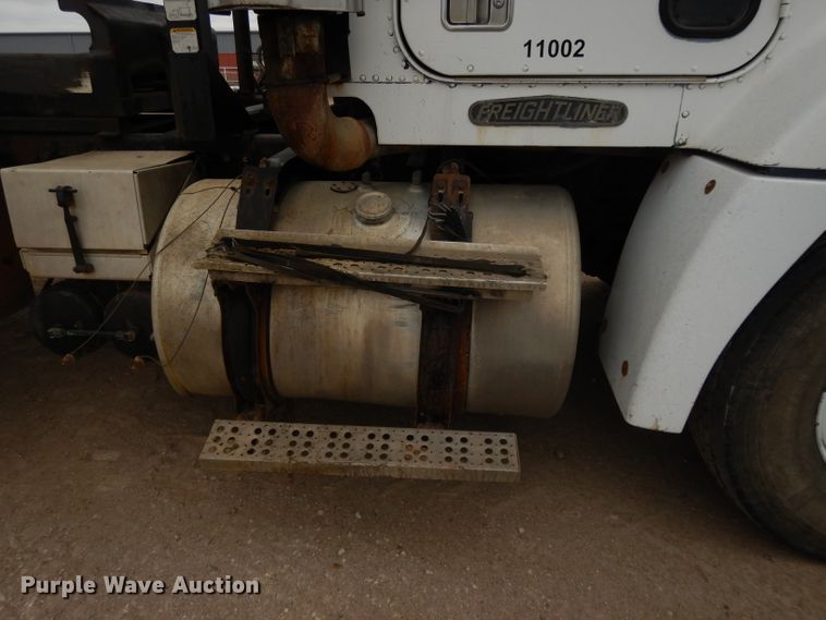 image for item DI8008 1993 Freightliner FLD  roll-off container truck