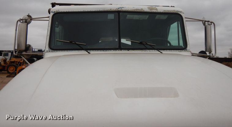 image for item DI8008 1993 Freightliner FLD  roll-off container truck