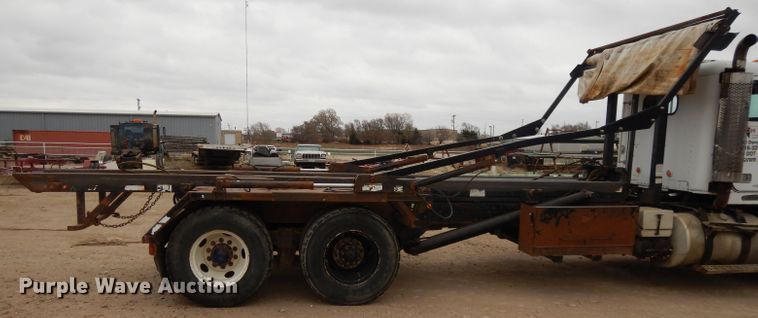 image for item DI8008 1993 Freightliner FLD  roll-off container truck