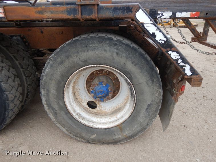 image for item DI8008 1993 Freightliner FLD  roll-off container truck