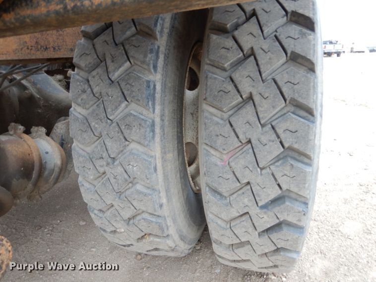 image for item DI8008 1993 Freightliner FLD  roll-off container truck