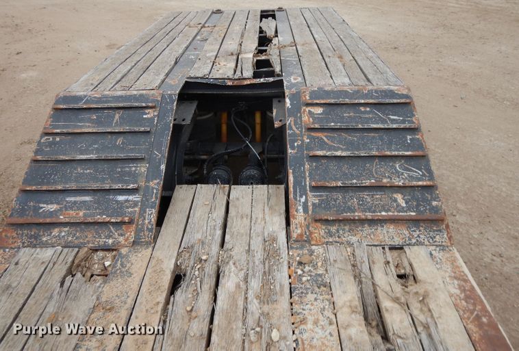 image for item DI8009 1992 Etnyre lowboy equipment trailer