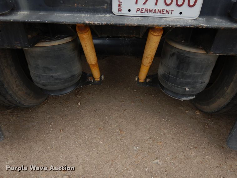 image for item DI8009 1992 Etnyre lowboy equipment trailer