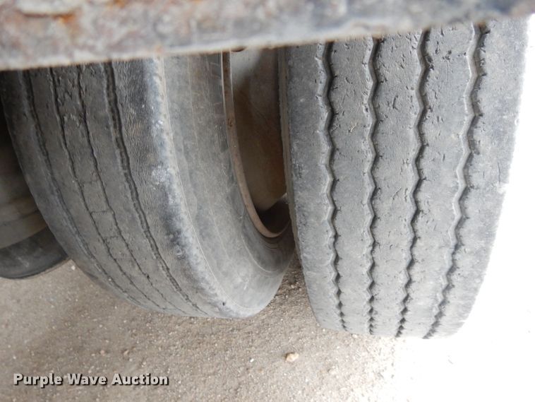 image for item DI8009 1992 Etnyre lowboy equipment trailer