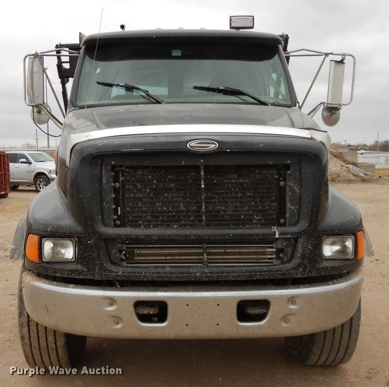 image for item DI8010 1999 Sterling Acterra  roll-off container truck