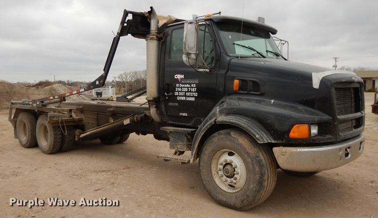 image for item DI8010 1999 Sterling Acterra  roll-off container truck