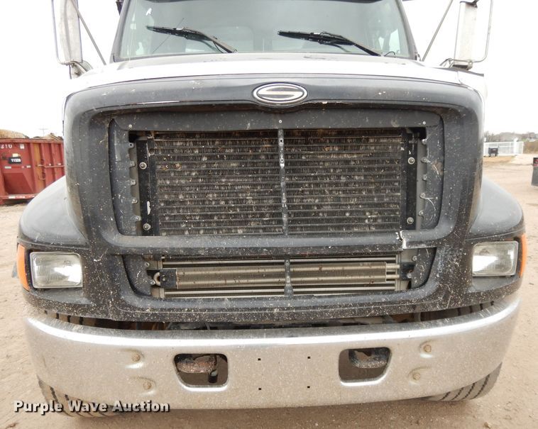 image for item DI8010 1999 Sterling Acterra  roll-off container truck