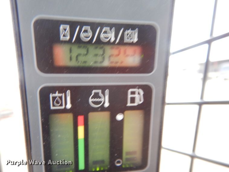 image for item DI8015 Case SR160  skid steer loader