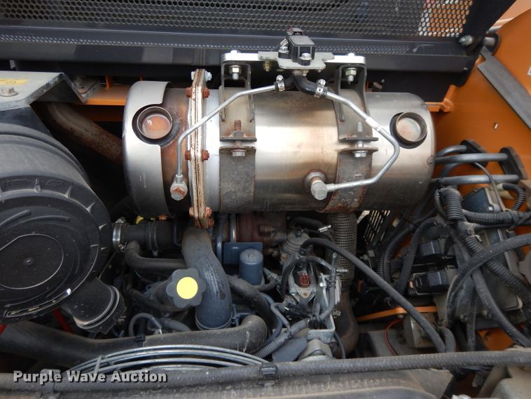 image for item DI8015 Case SR160  skid steer loader