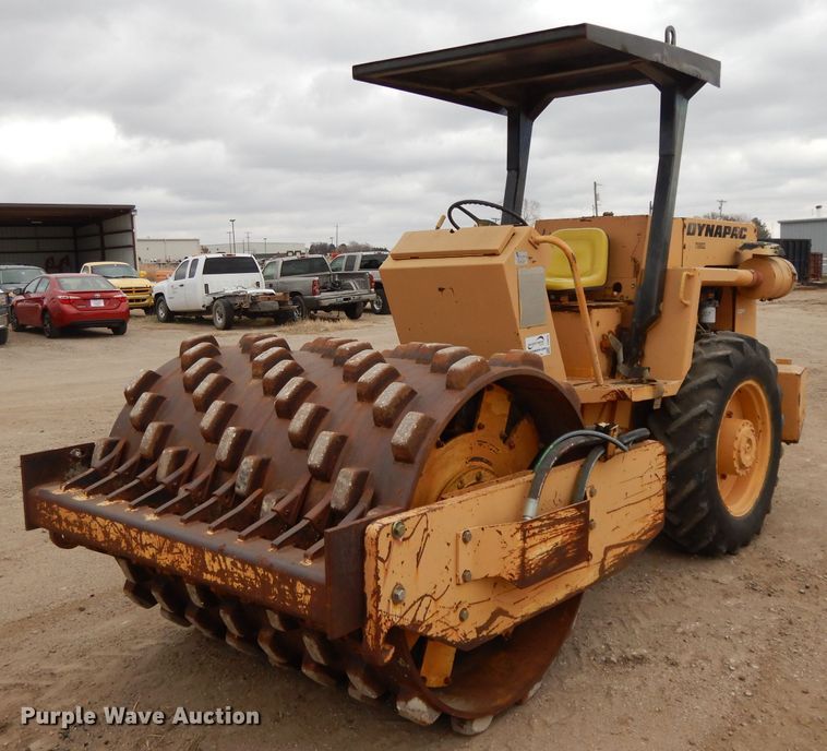 image for item DI8016 Dynapac CA15PD  vibratory single drum roller