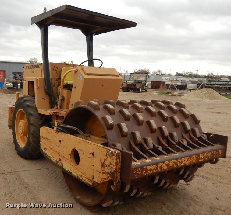 image for item DI8016 Dynapac CA15PD  vibratory single drum roller